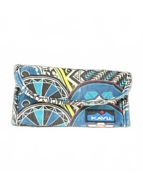 KAVU Distressed Canvas Wallet with Geometric Pattern
